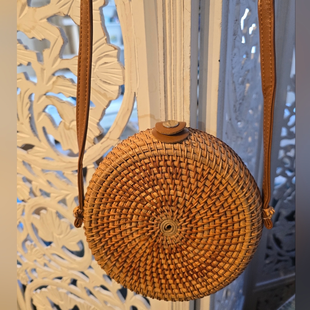 Summer & Rose Woven Brown Rattan Crossbody Bag